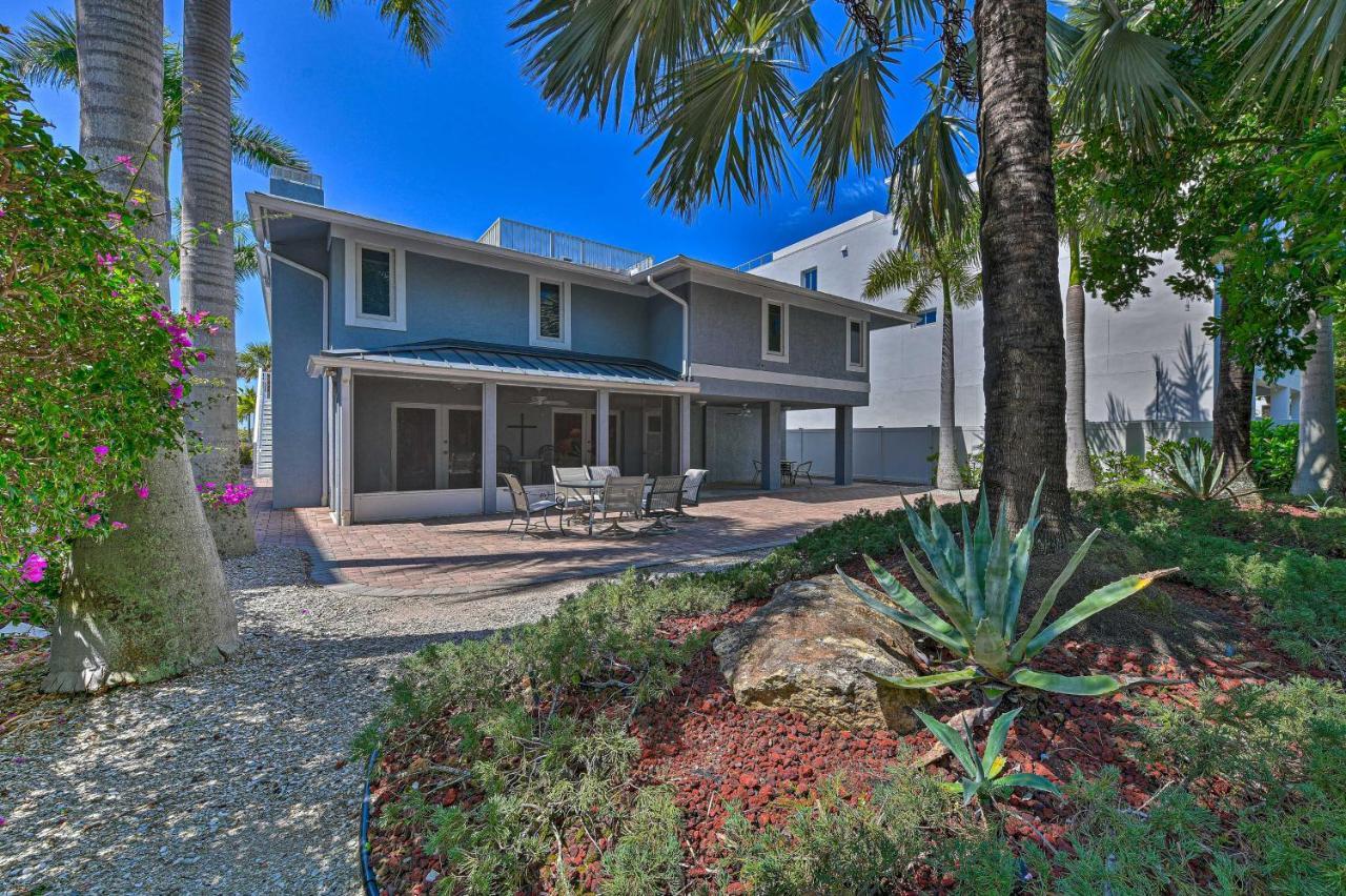 Lido Key Hideout With Patio And Yard And Walk To Beach! Sarasota Bagian luar foto